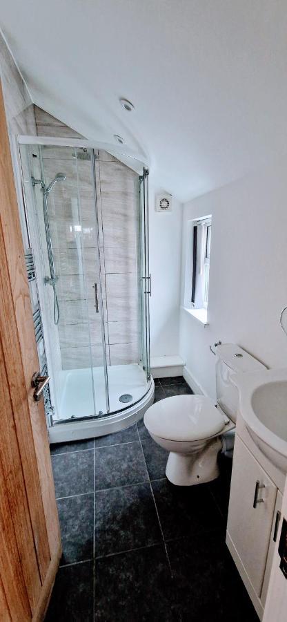 Central Reading Modern 3Br Flat - Walk To Station And High Street Exterior photo