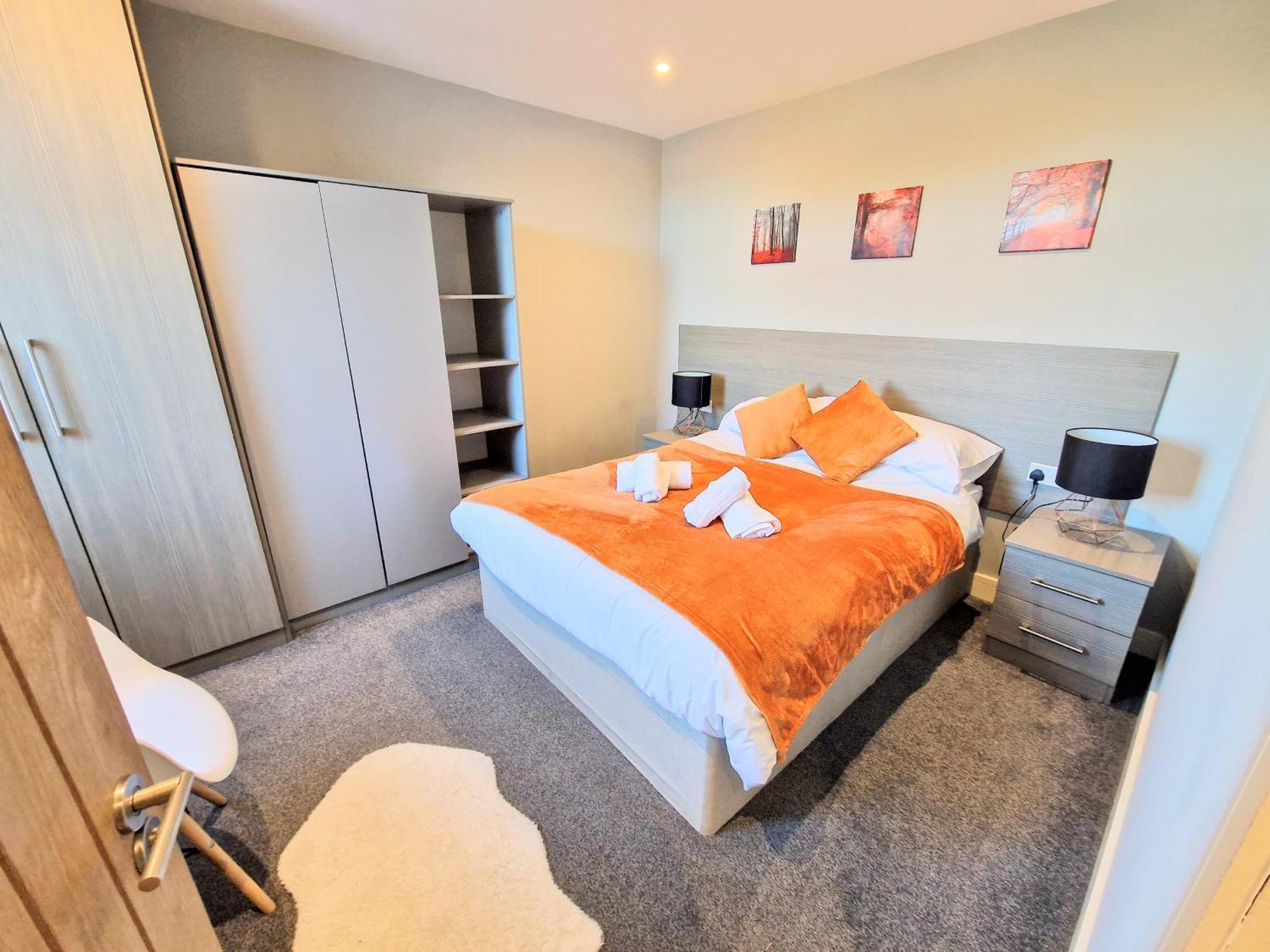 Central Reading Modern 3Br Flat - Walk To Station And High Street Exterior photo